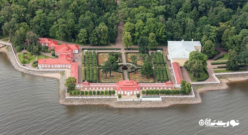  کاخ موزه و باغ پترهوف شهر روسیه کشور سن پترزبورگ