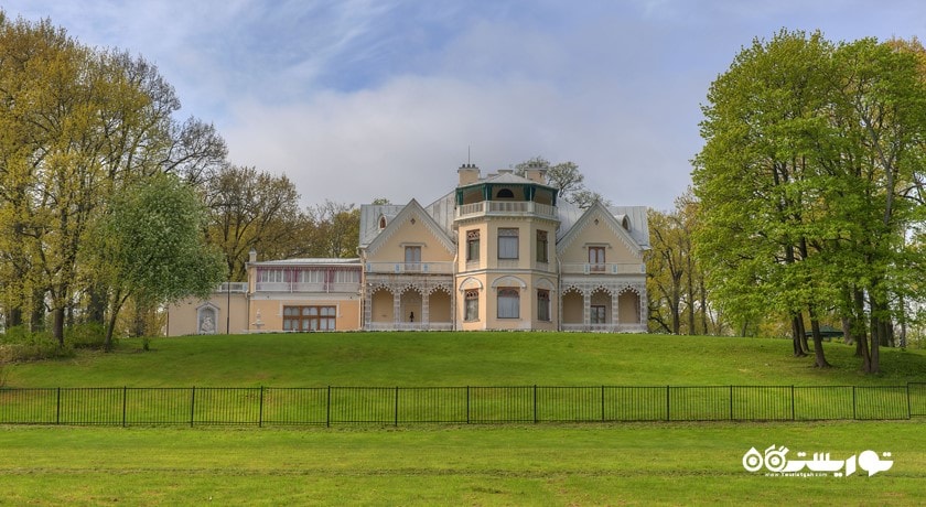  کاخ موزه و باغ پترهوف شهر روسیه کشور سن پترزبورگ