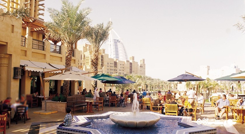 مرکز خرید بازار مدینه جمیرا شهر امارات متحده عربی کشور دبی