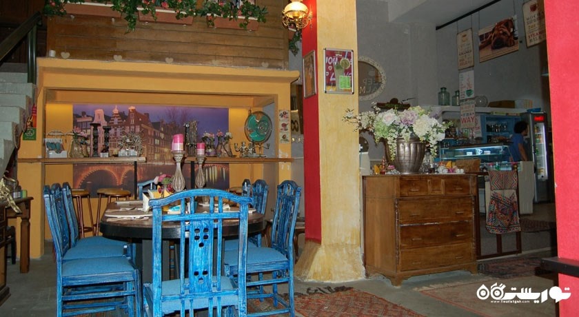 رستوران کی تیز لانچ روم اند دکو هوم شهر آنتالیا 