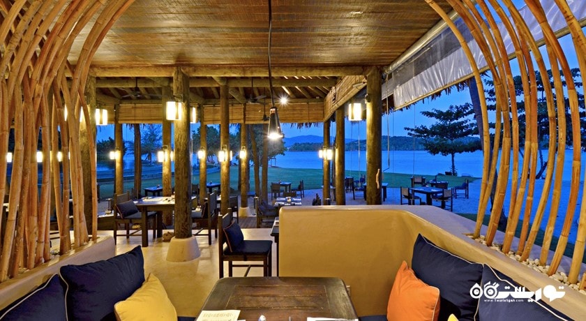 رستوران آسیایی و بین المللی تونساری