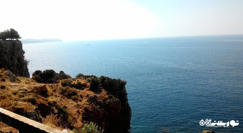 سرگرمی ساحل کونیالتی شهر ترکیه کشور آنتالیا