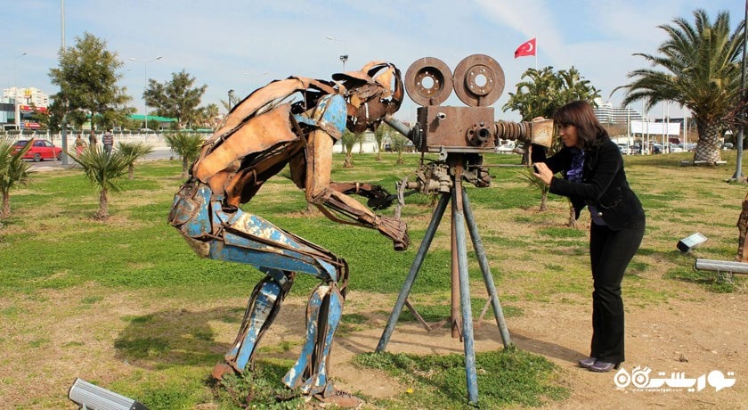  جام پیرامیت - حرم شیشه ای شهر ترکیه کشور آنتالیا