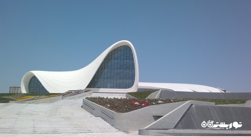  مرکز فرهنگی حیدر علی اف شهر آذربایجان کشور باکو