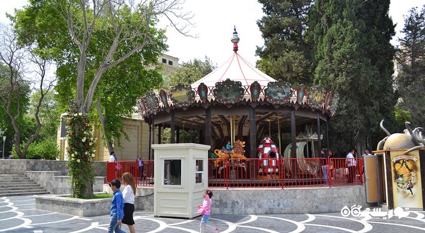 مرکز خرید خیابان نظامی (تورگووایا) شهر آذربایجان کشور باکو