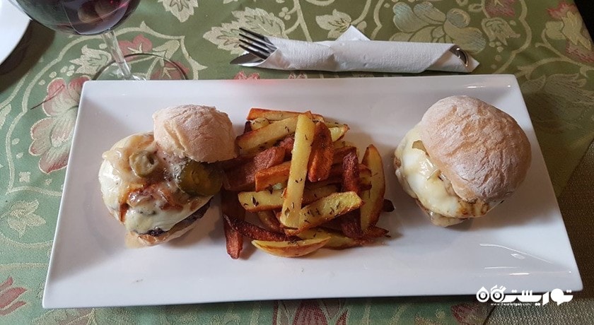 رستوران رستوران دولماما شهر ایروان 