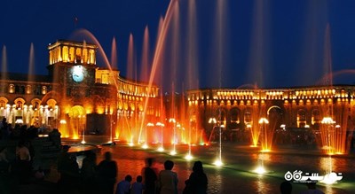  میدان جمهوری در ایروان شهر ارمنستان کشور ایروان