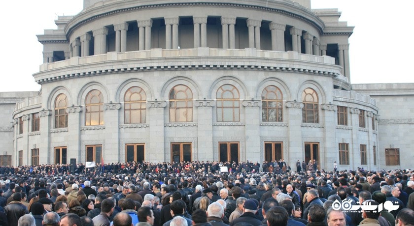  میدان آزادی ، ایروان شهر ارمنستان کشور ایروان