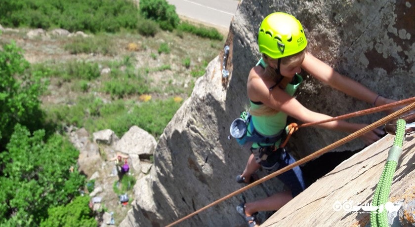 سرگرمی صخره نوردی در ارمنستان شهر ارمنستان کشور ایروان