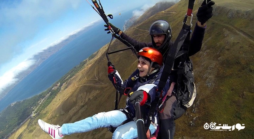 سرگرمی پاراگلایدر در ارمنستان شهر ارمنستان کشور ایروان