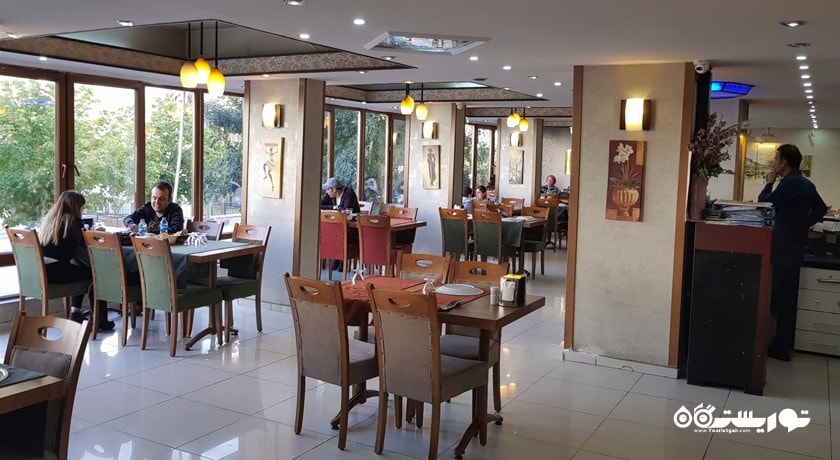 رستوران رستوران کروانسرای شهر وان 