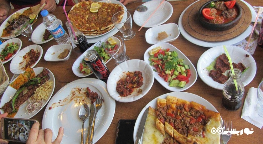 رستوران رستوران کروانسرای شهر وان 