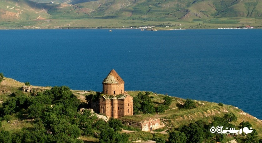 جزیره آکدامار یا آختامار -  شهر وان