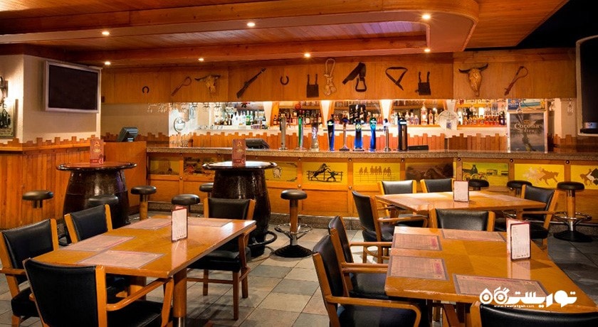 رستوران فورتی ناین ارز د گلد راش