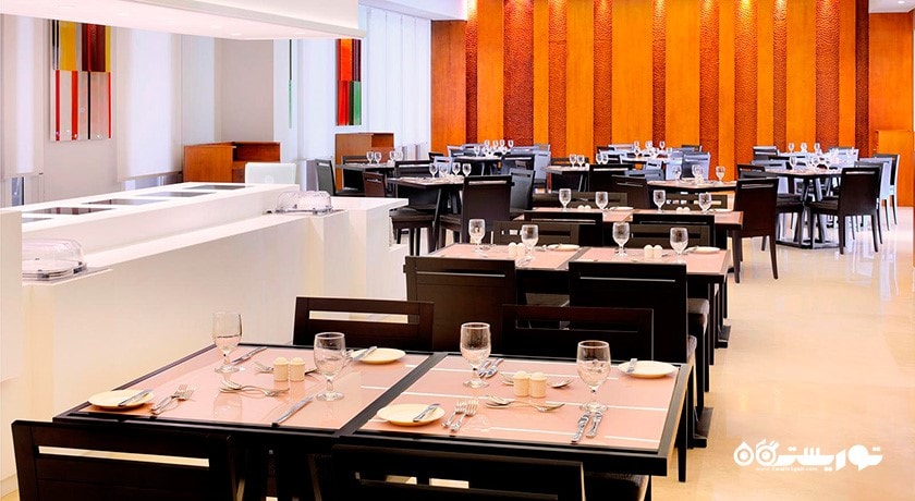 رستوران مترو هتل هیوز بوتیک