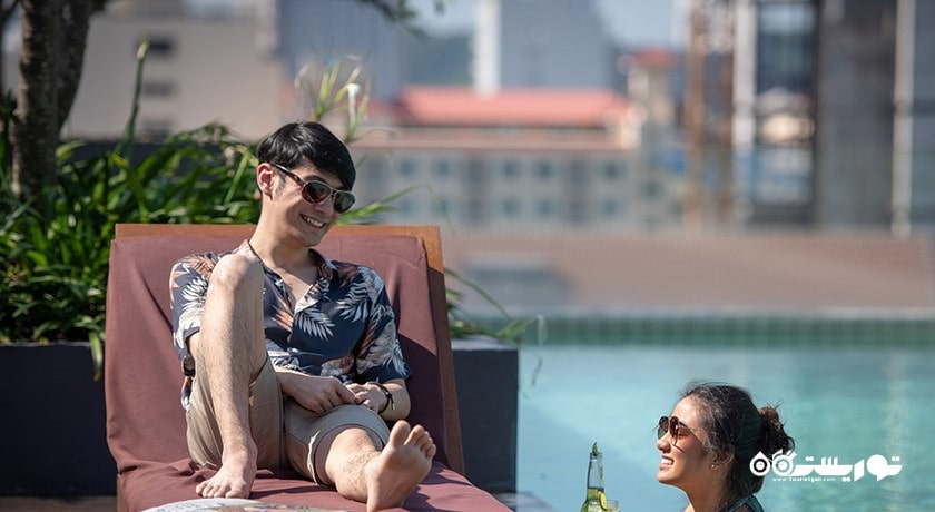 بلو پول بار هتل پیج تن