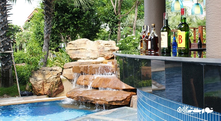 فریگ بار هتل زین