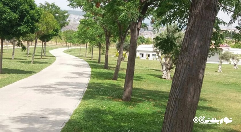 سرگرمی پارک زندگی دکتر اکرم آگورتال  شهر ترکیه کشور ازمیر