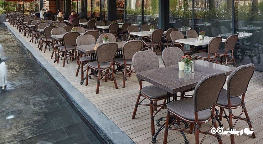 مرکز خرید مرکز خرید پوینت بورنوا شهر ترکیه کشور ازمیر