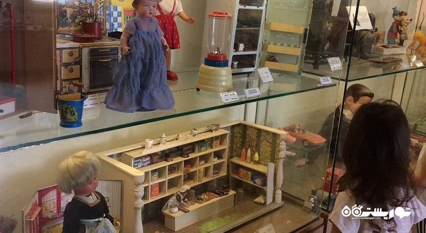  موزه بازی ها و اسباب بازی های عمران بارادان شهر ترکیه کشور ازمیر