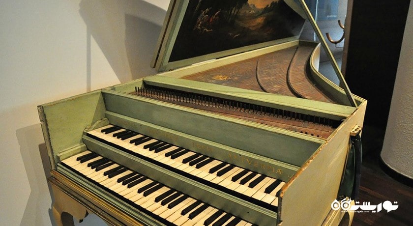  موزه موسیقی و کتابخانه صدای موزیک سو شهر ترکیه کشور ازمیر