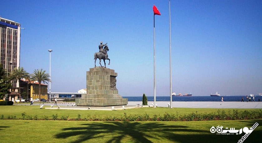  بنای یادبود آتاتورک شهر ترکیه کشور ازمیر