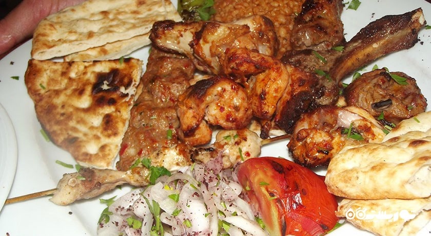 رستوران رستوران اتانتیک اجاکباشی شهر بدروم 