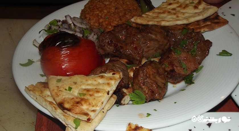 رستوران رستوران اتانتیک اجاکباشی شهر بدروم 