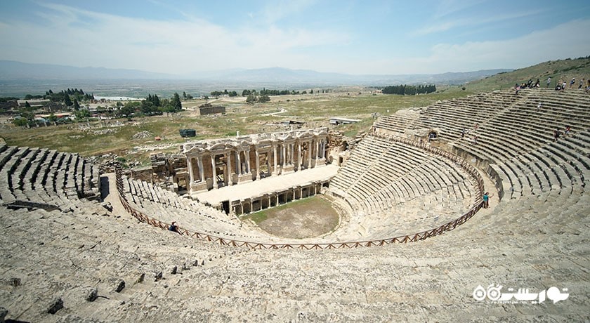 سرگرمی سفر روزانه از بدروم به پاموکاله و هیراپولیس شهر ترکیه کشور بدروم