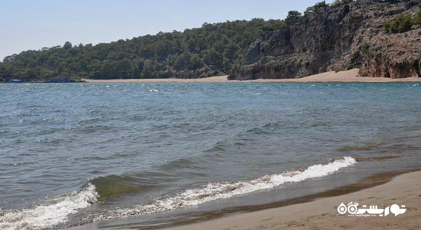 سرگرمی سفر تمام روزه از بدروم به دالیان با کروز، ساحل ایزتوزو شهر ترکیه کشور بدروم