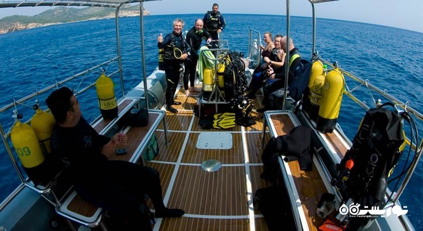 سرگرمی غواصی در مارماریس شهر ترکیه کشور مارماریس