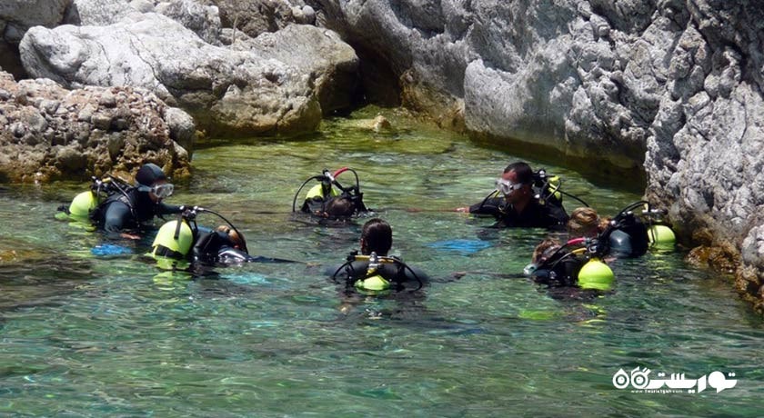 سرگرمی غواصی در مارماریس شهر ترکیه کشور مارماریس