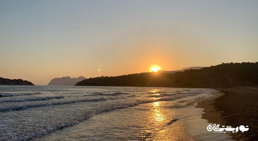 سرگرمی ساحل ایزتوزو (ساحل لاکپشت) شهر ترکیه کشور مارماریس