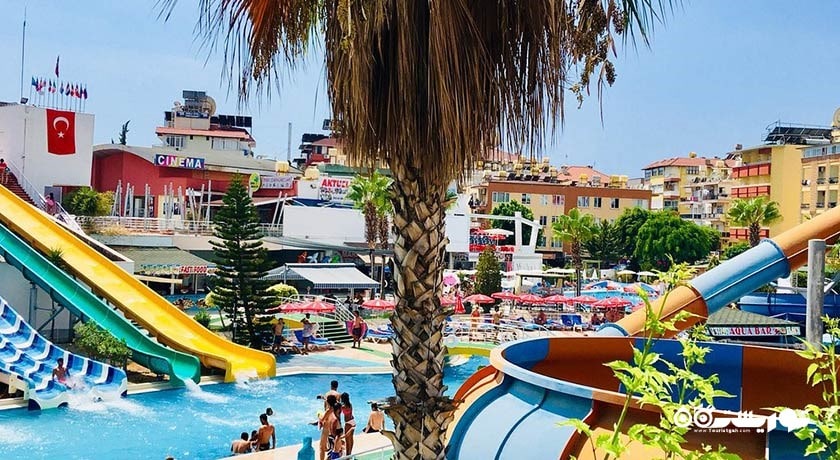 سرگرمی پارک آبی آلانیا آکوا پارک شهر ترکیه کشور آلانیا