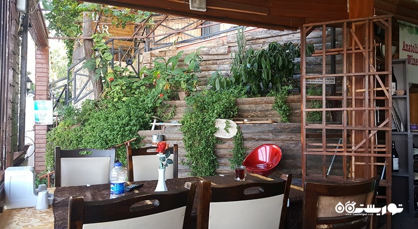 رستوران رستوران محل پدر و پسر و اسکله سوفراسی شهر آلانیا 