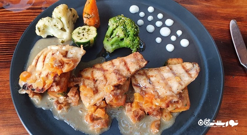 رستوران رستوران امرالد گاردن شهر آلانیا 