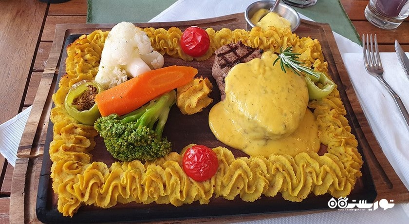 رستوران رستوران بای ام اچ فود اند درینکس شهر آلانیا 