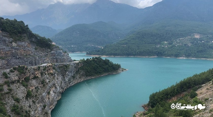 سرگرمی تفریح کنار رودخانه دیم شهر ترکیه کشور آلانیا