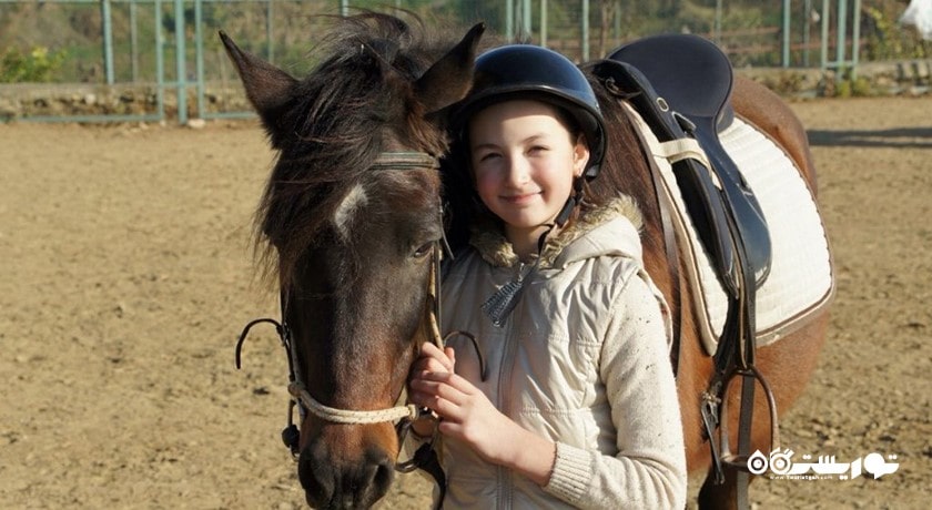 سرگرمی اسب سواری در آلانیا شهر ترکیه کشور آلانیا