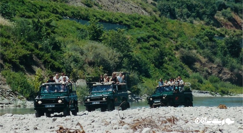 سرگرمی جیپ سافاری در آلانیا شهر ترکیه کشور آلانیا