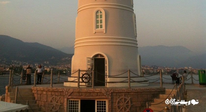  تفریحگاه و فانوس دریایی آلانیا  شهر ترکیه کشور آلانیا