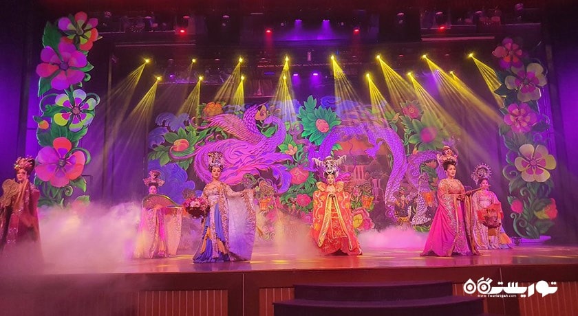 سرگرمی شو آلکازار در پاتایا شهر تایلند کشور پاتایا