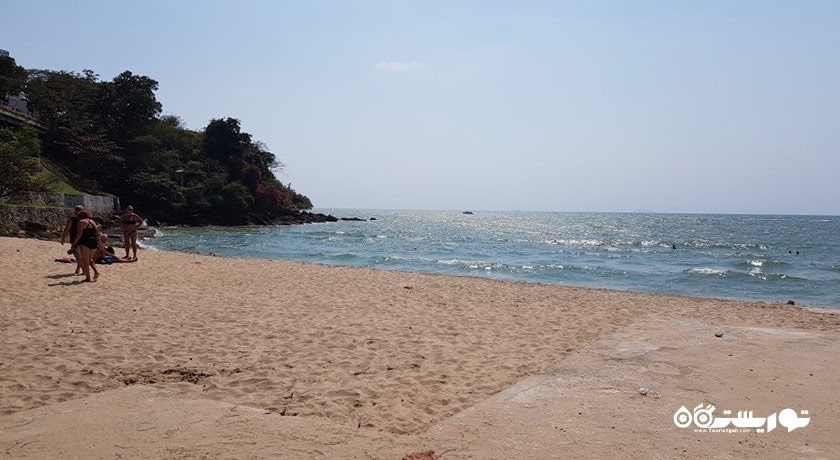 سرگرمی ساحل کوزی آیلند یا ساحل دنج در پاتایا شهر تایلند کشور پاتایا