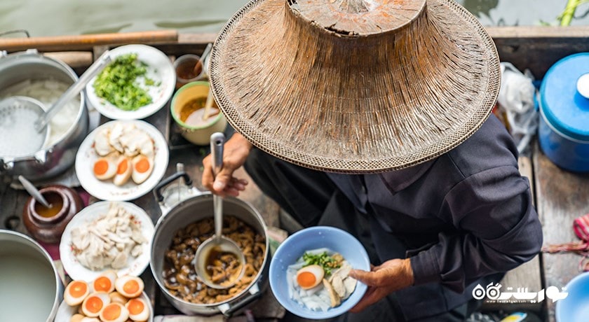 سرگرمی غذای خیابانی در بانکوک شهر تایلند کشور بانکوک