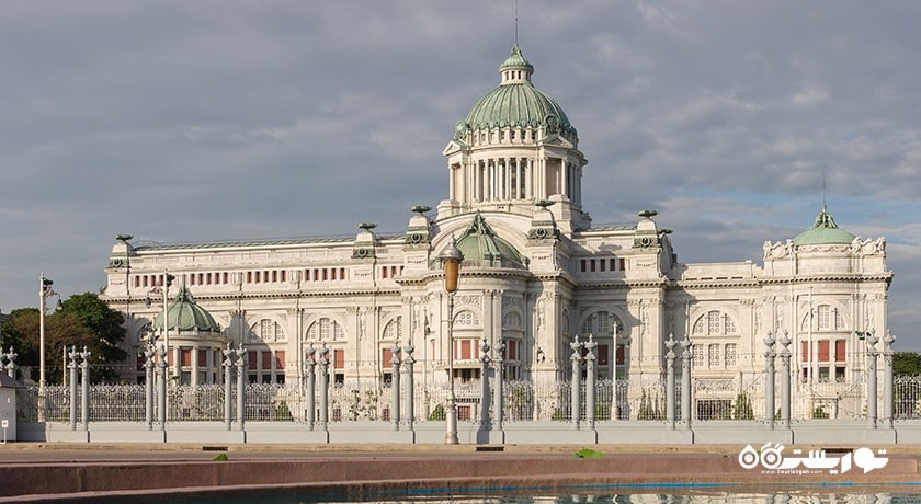  تالار تاج و تخت آنانتا ساماکوم شهر تایلند کشور بانکوک