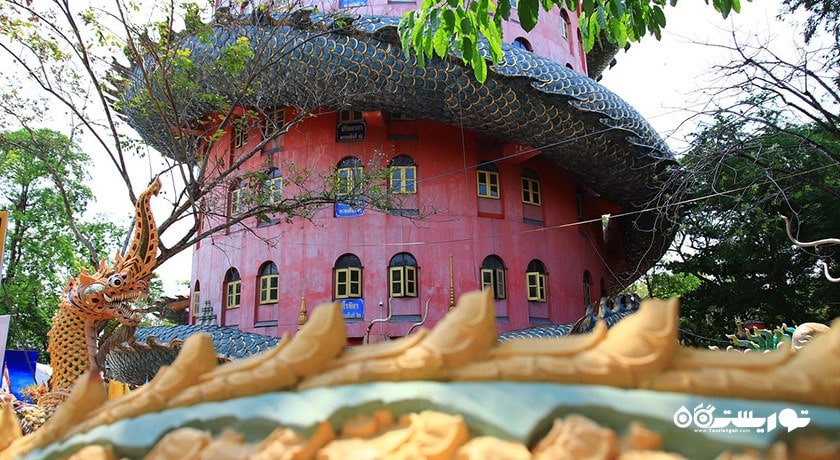  برج اژدهای عظیم در معبد سامپران شهر تایلند کشور بانکوک