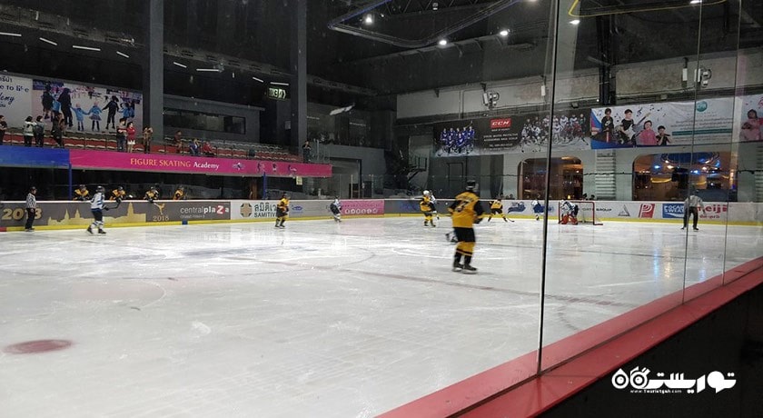 سرگرمی اسکیت روی یخ در بانکوک شهر تایلند کشور بانکوک