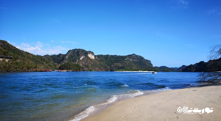 سرگرمی ساحل تانجونگ رو شهر مالزی کشور لنکاوی