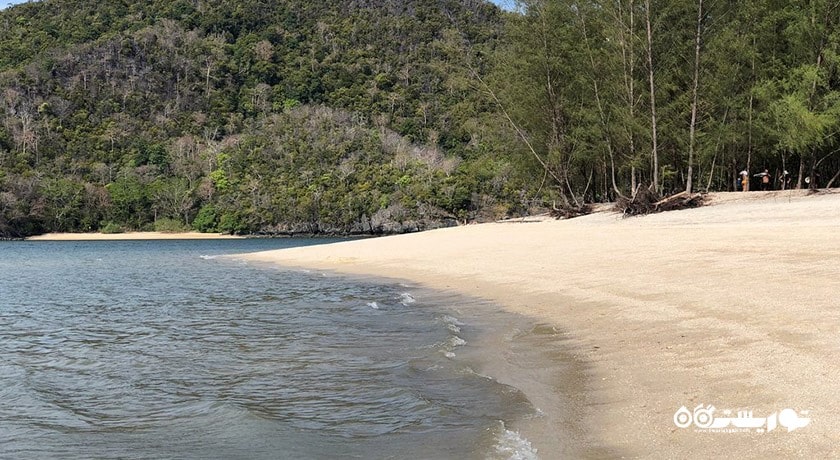 سرگرمی ساحل تانجونگ رو شهر مالزی کشور لنکاوی