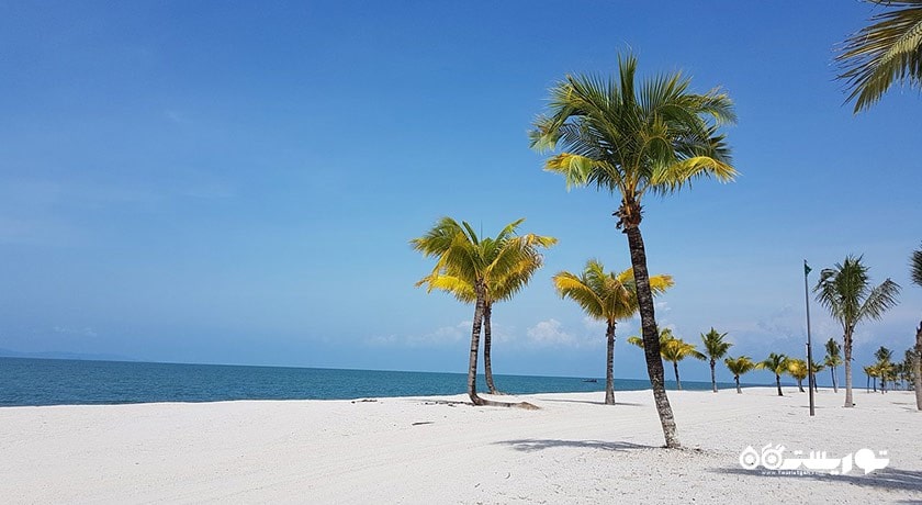 سرگرمی ساحل تانجونگ رو شهر مالزی کشور لنکاوی